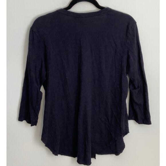 Left of Center V neck‎ tee - Picture 3 of 5